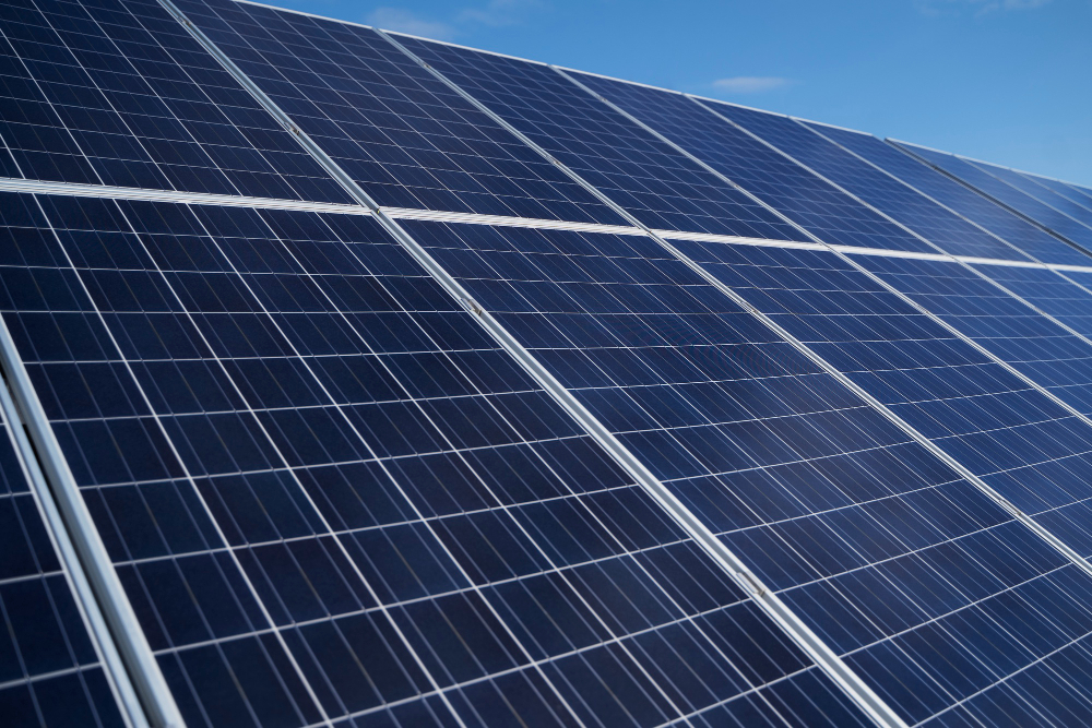 Best Solar Company in Chennai converting sunlight to electricity with photovoltaic cells, generating direct current for the grid